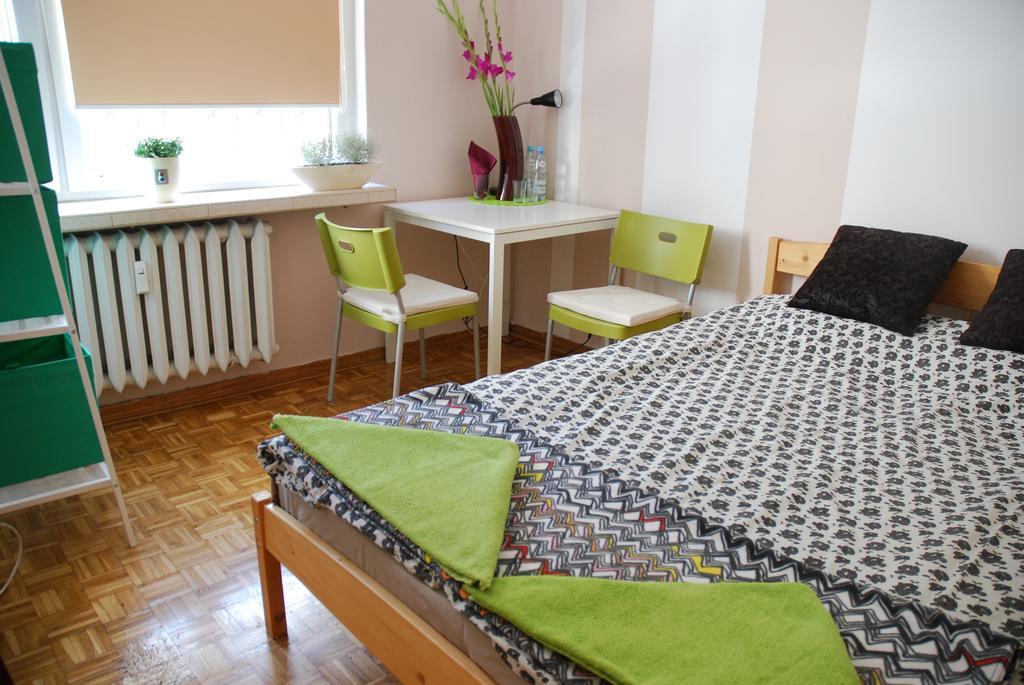 Lama Rooms Warschau Zimmer foto